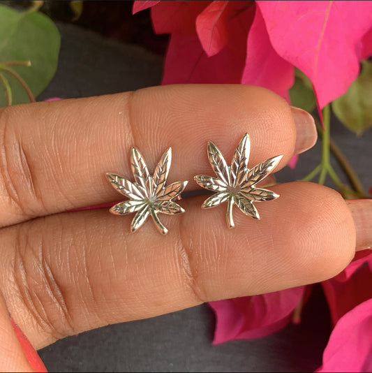 MARIJUANA LEAF STUD EARRINGS-ASTI0010